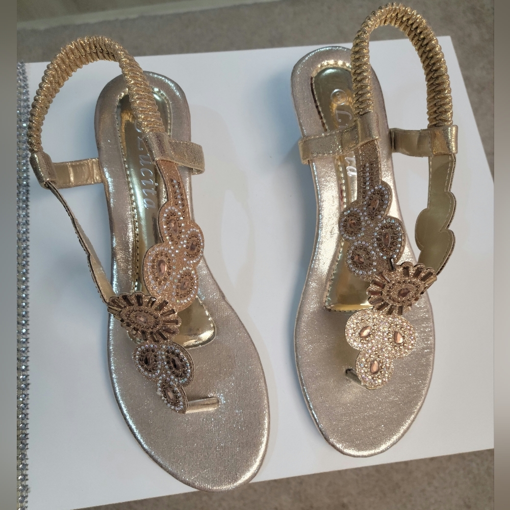 Lucita Sandals size 9